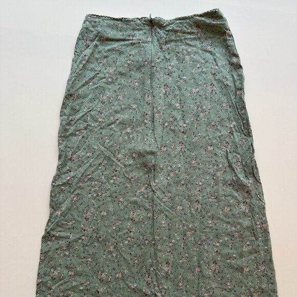 Brandy Melville Green Skirt - OS - Picture 1 of 4